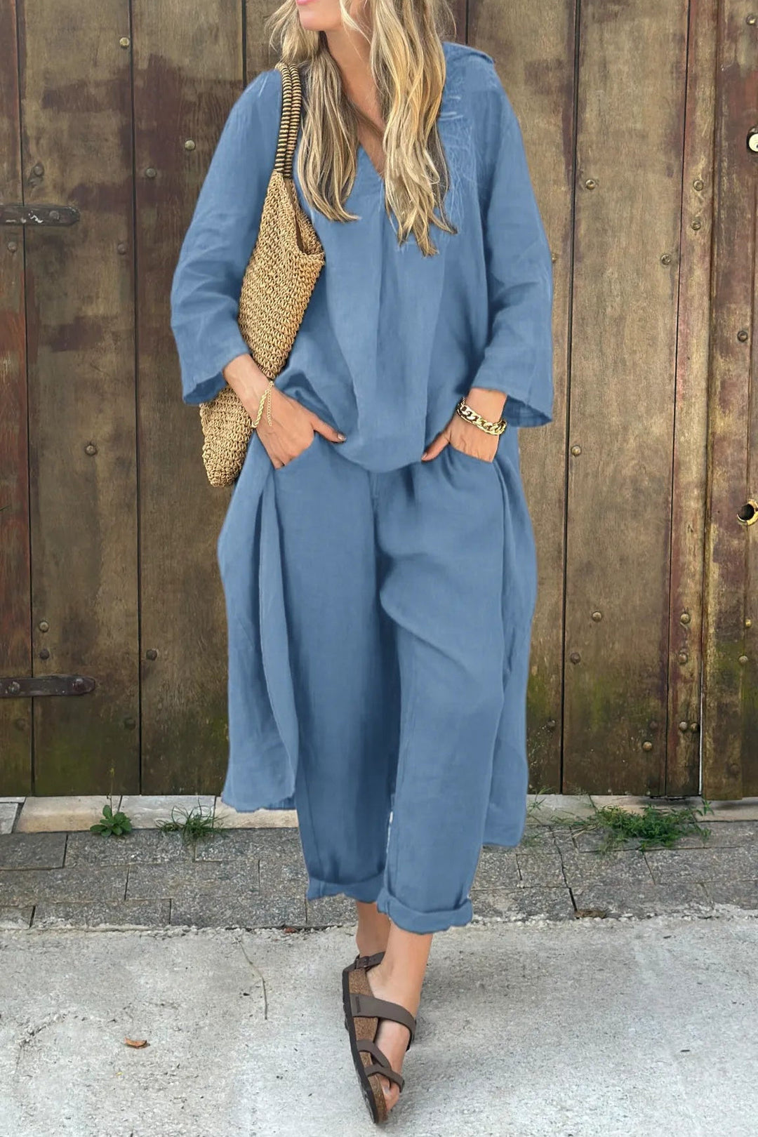 Carolyn™ Ensemble Elegance and Comfort