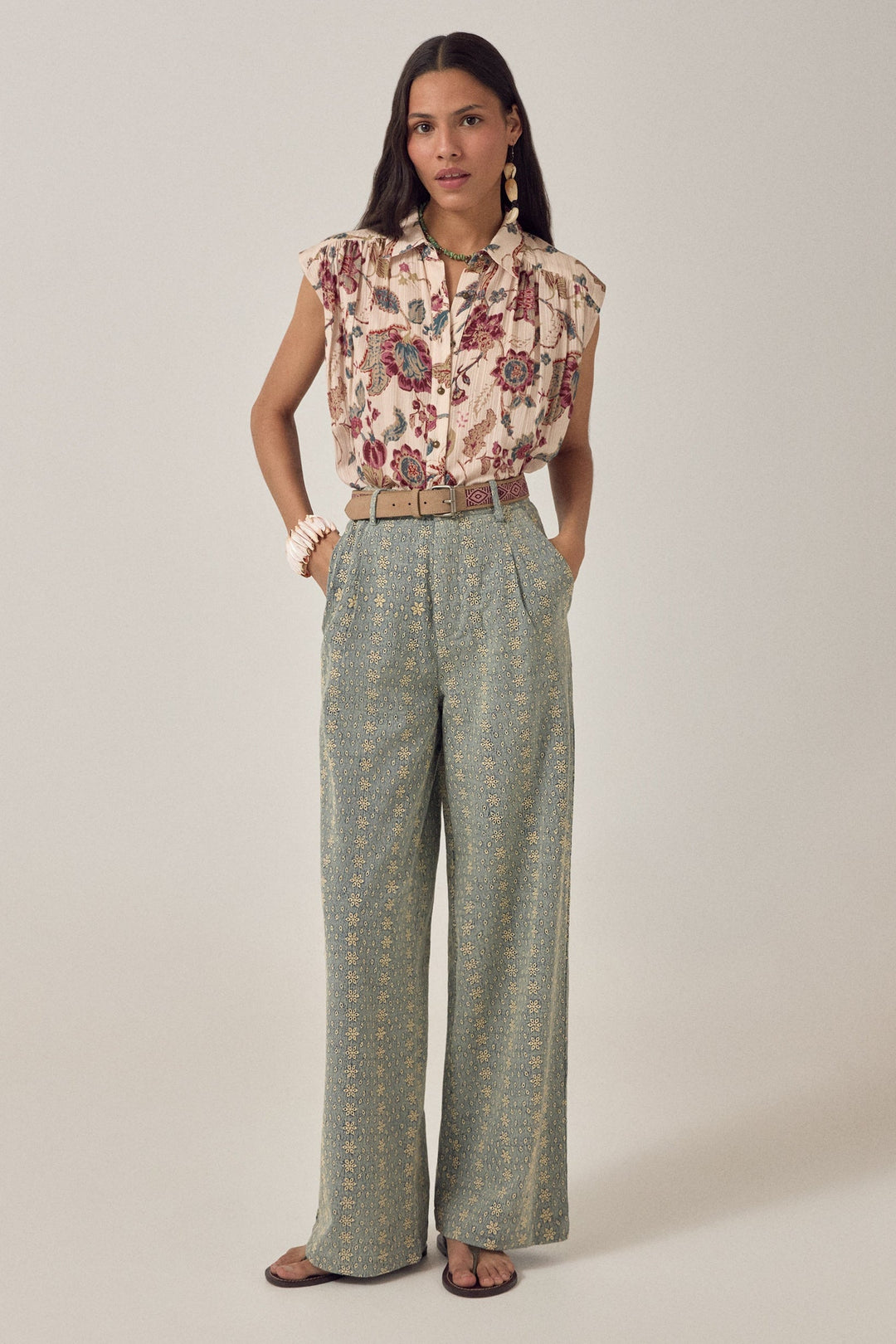 Bianca Sleeveless Shirt